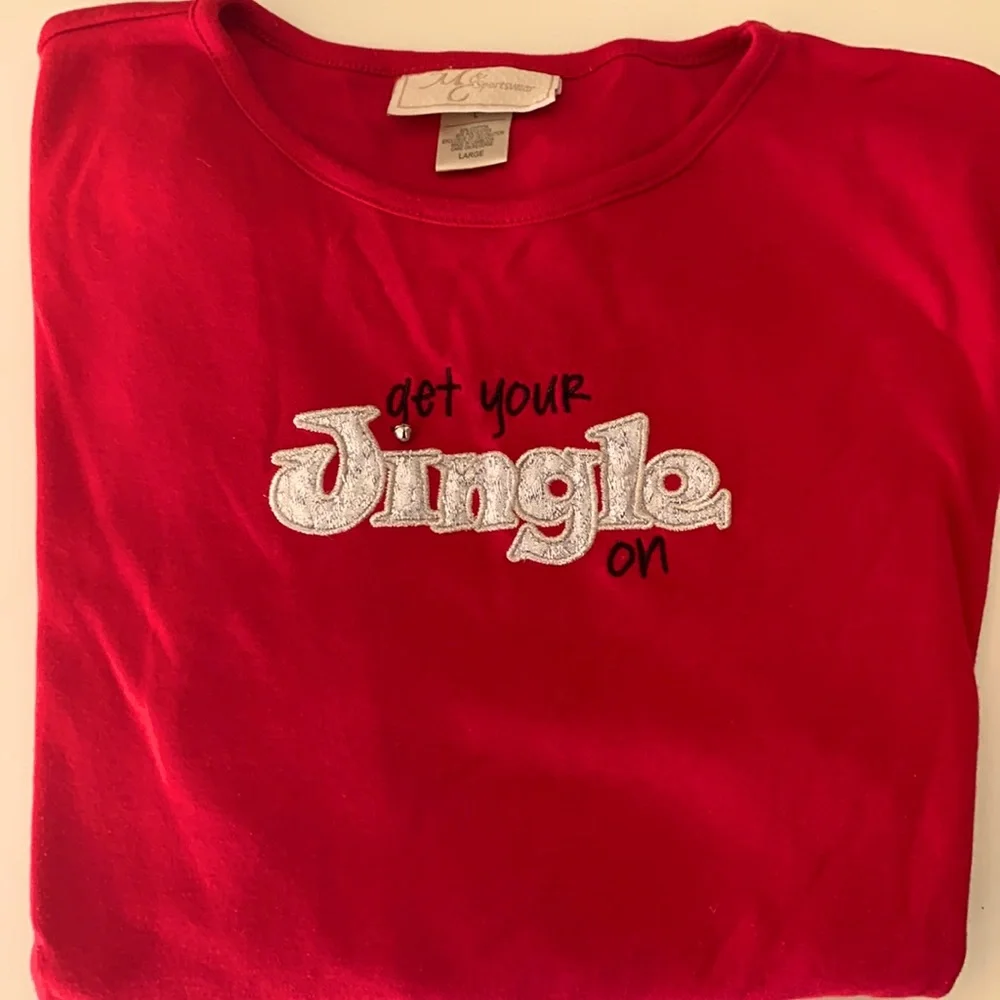 Get Your Jingle On LS Embroidered Tee L Red Holiday Christmas Festive Lagenlook